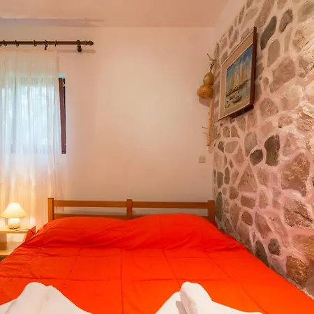 Daire Bepina Biograd Na Moru